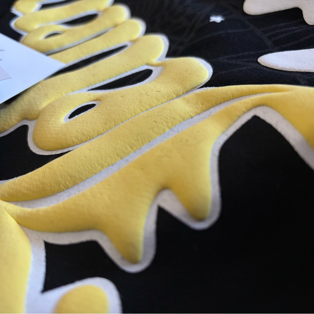 Sp5der Black and Gold Hoodie - Picture 3 of 4